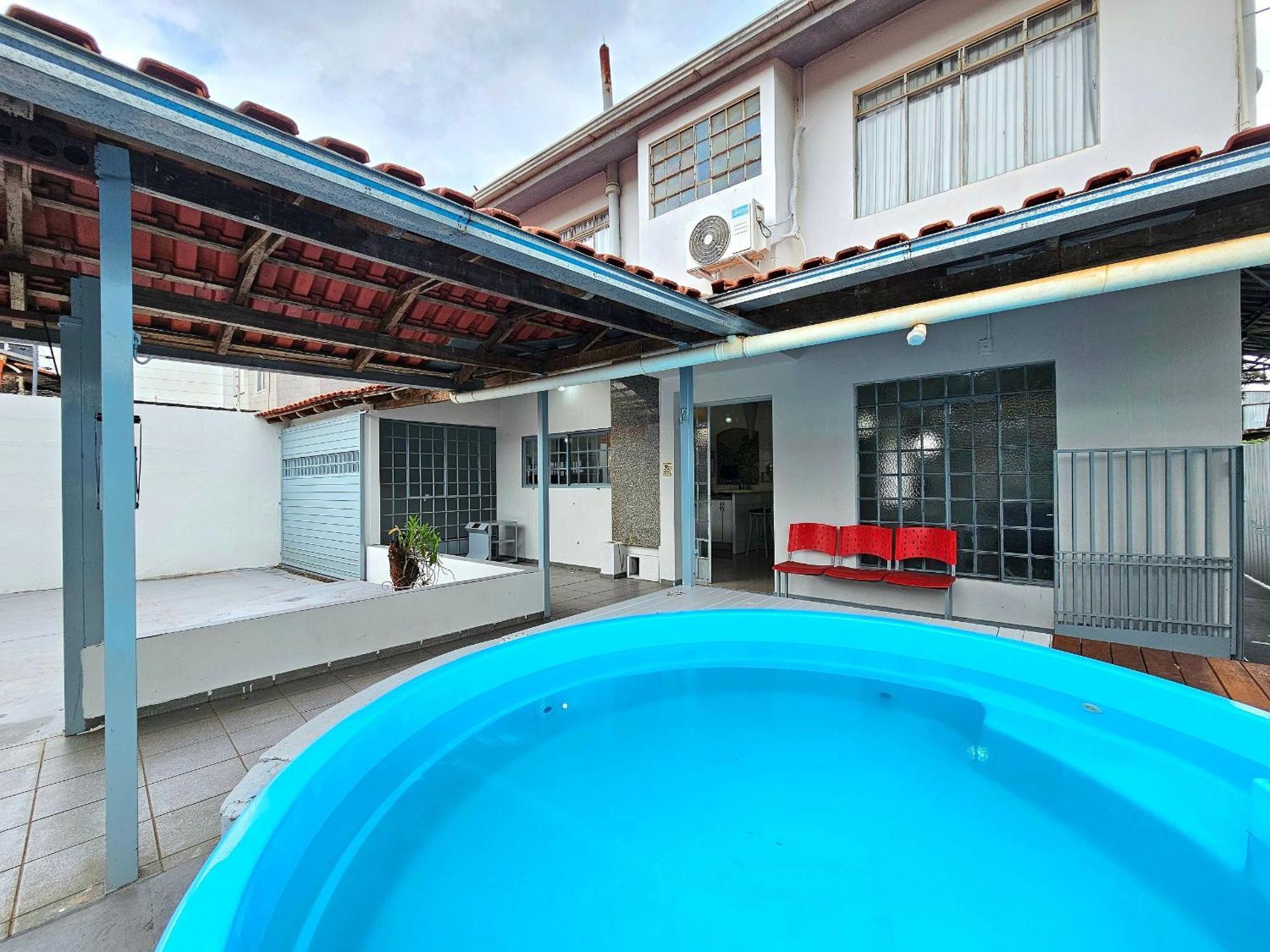 Casa Ampla Piscina Prox Ginasio Costa E Paraguai