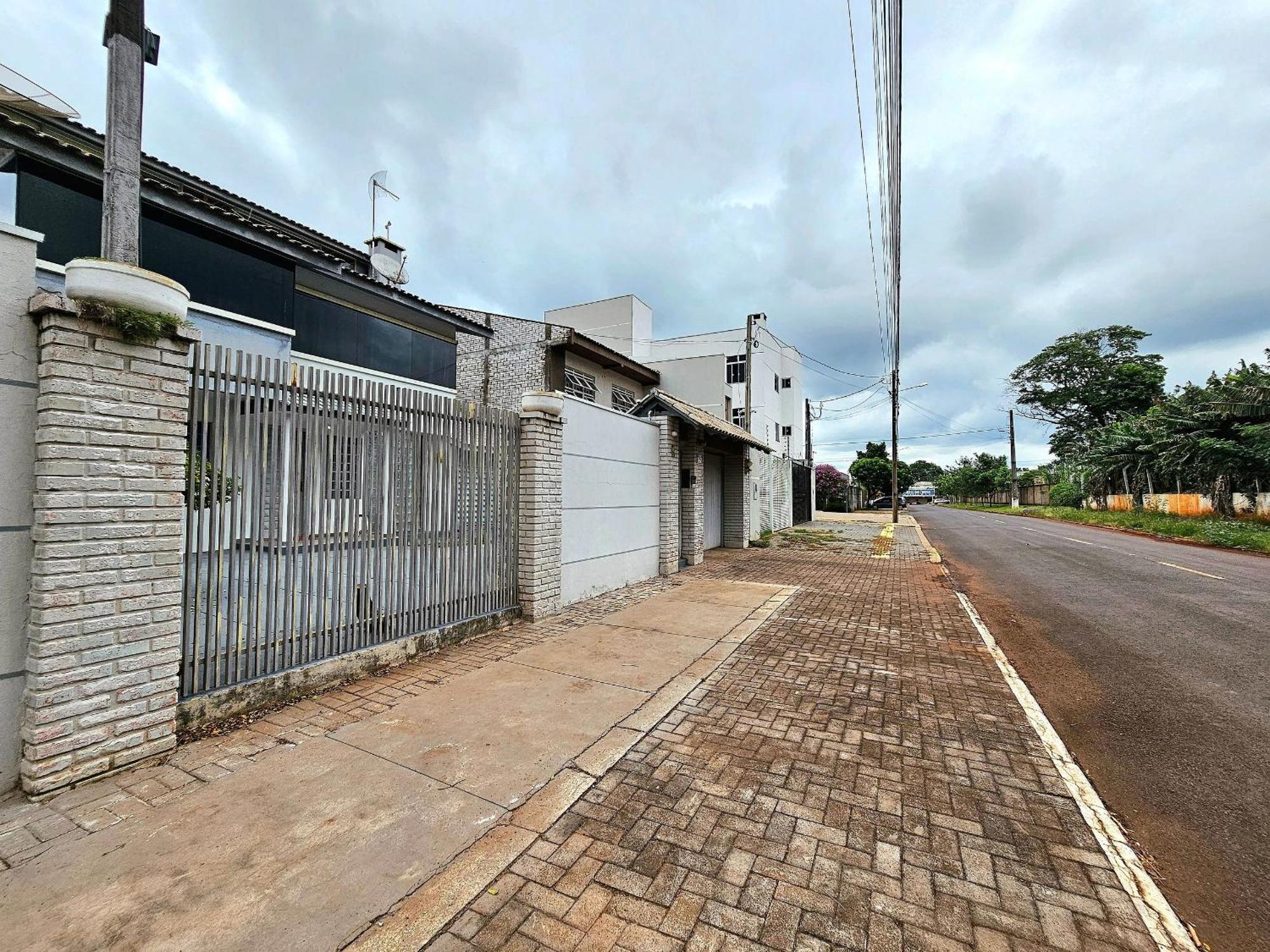 Casa Ampla Piscina Prox Ginasio Costa E Paraguai *